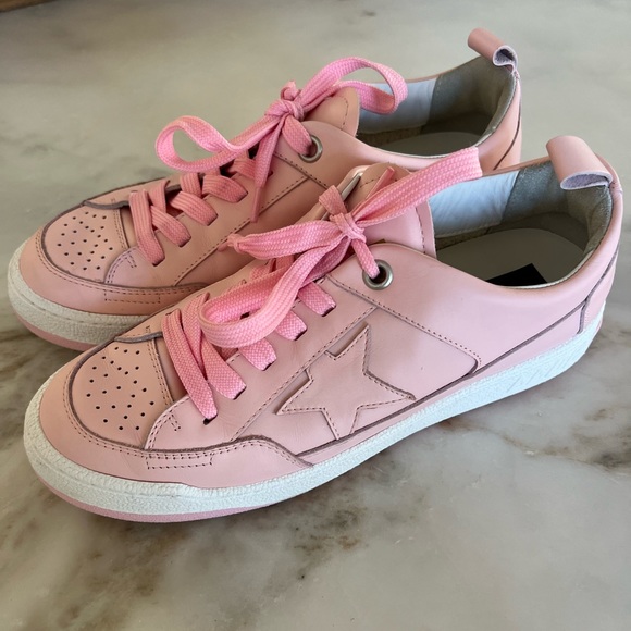 Golden Goose Shoes - Golden goose 🩷